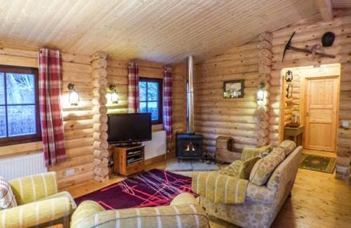 Pontesbury House | Guest Rated Wilderness Lodge: Family-Friendly Retreat