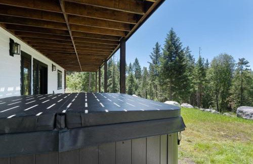 Kalispell House | Discover Family-Friendly Wilderness Retreat Experience