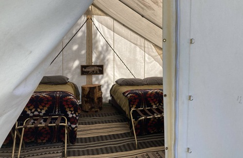 Flagg Ranch Bed & Breakfast | Top-Rated Wilderness Trails Outfitters - Bedroll & Breakfast