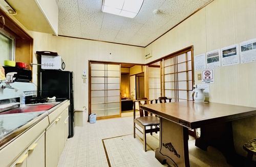 Shirahama House | Nature-Inspired Wildlife Forest Style Private Villa Retreat