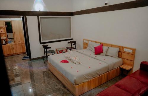 Sulthan Bathery Hotel | Discover Wildside Wayanad: Pet-Friendly Retreat with Pool