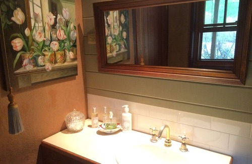 Eurunderee House | Wildwood Guesthouse: Rated 9.6/10 with Family-Friendly Amenities