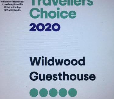 Eurunderee Cabin | Welcoming Wildwood Guesthouse: Pet-Friendly Retreat Awaits