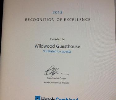Eurunderee Cabin | Welcoming Wildwood Guesthouse: Pet-Friendly Retreat Awaits