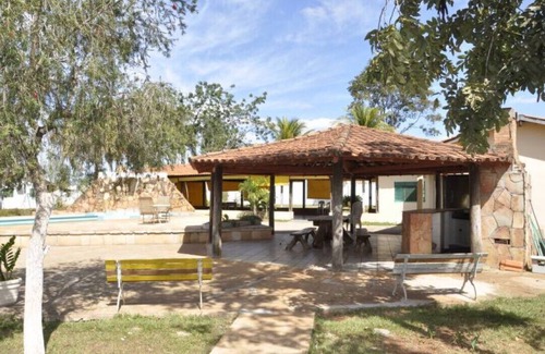 Pocone House | Experience Will Call Black Kettle with Inviting Pool Access