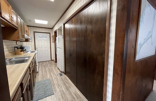 Hatteras Cottage | Discover Will's Hideaway: Secluded, Pet-Friendly Retreat