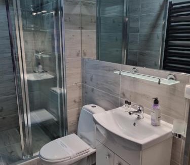 Mielec Apartment | Discover Willa "Aparthause": Family-Friendly E-Apartamenty