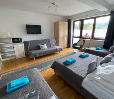 Polany House | Guest Rated: 10/10 Stay at Willa Aurinia with Kitchen Access