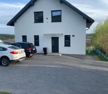 gmina Rutka-Tartak House | Willa Hańcza 1: Guest Rated 9/10 with Ocean Views & Hot Tub