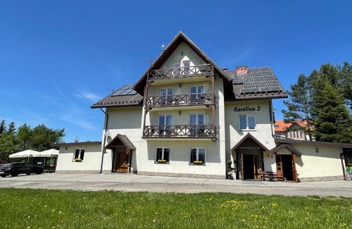 Czorsztyn House | Willa Karolina: Oceanfront Retreat with 9.3/10 Guest Rating