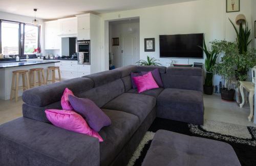 Stare Juchy House | Beachfront Bliss at Willa Liski: Family-Friendly Escape