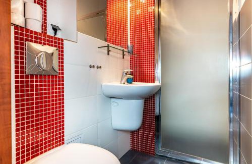 Jastrzebia Gora Resort | Budget-Friendly Willa Malinka: Guest Rated 9.4/10