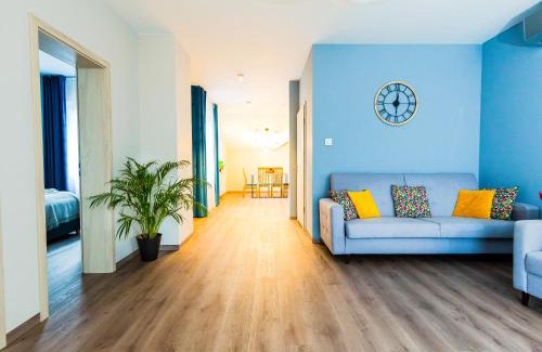 Busko-Zdroj Bed & Breakfast | Unforgettable Stay at Willa Moćkówka with Hot Tub & Breakfast