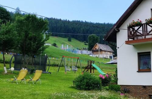 Zieleniec House | Discover Willa Monika Zieleniec: Child-Friendly Retreat