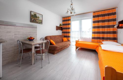 Karwia House | Delightful Willa Nemo: Family-Friendly Retreat with High Ratings