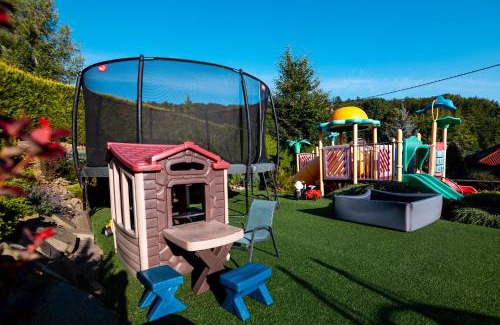 Ustron Bed & Breakfast | Guest Rated: 10/10 at Willa pod Czantorią with Spa & Pool