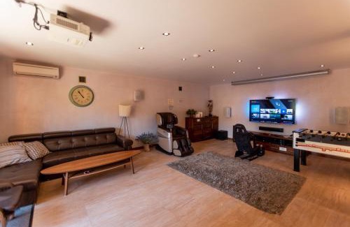 Ustron Bed & Breakfast | Guest Rated: 10/10 at Willa pod Czantorią with Spa & Pool