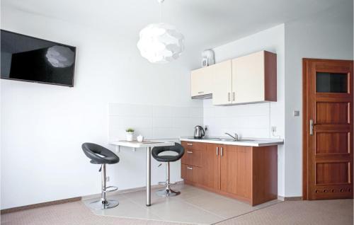 Goscino Apartment | Pet-Friendly Retreat at Willa Polanka - Rated 9/10