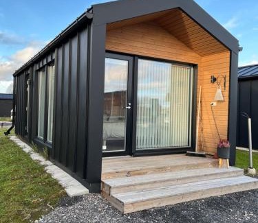 Lumijoki Apartment | Child-Friendly Retreat at Willa Rauha 2B - Rated 9.1/10