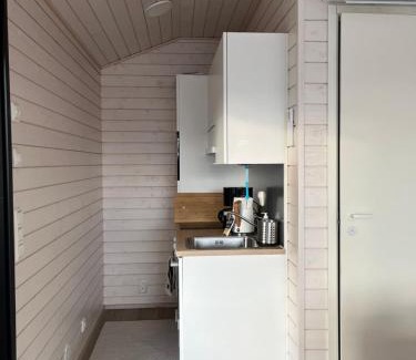 Lumijoki Apartment | Child-Friendly Retreat at Willa Rauha 2B - Rated 9.1/10