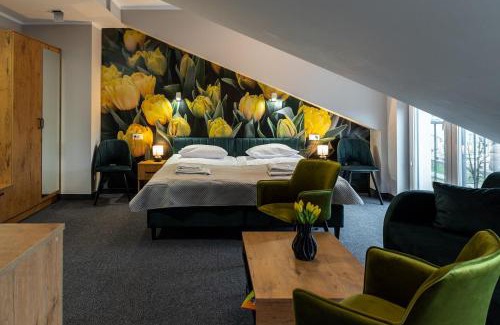 Ciechocinek Resort | Cozy Willa Rustykalna with Private Pool & Hot Tub
