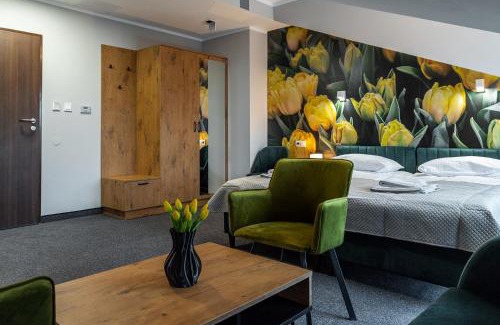 Ciechocinek Resort | Cozy Willa Rustykalna with Private Pool & Hot Tub