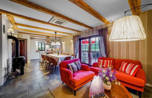 Wydminy Villa | Willa SPAcja: Pet-Friendly Retreat with Private Pool & Hot Tub