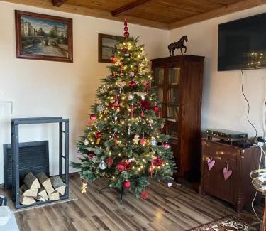 Ladek-Zdroj House | Willa Toskania: Guest Rated 9.4 with Oceanfront Pool