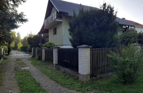 Wadowice House | Inviting Willa Wadowicka: Pet-Friendly & Family-Oriented Stay