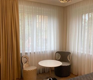 Slupsk Bed & Breakfast | Guest Rated 10/10: Willa Witkacy with Hot Tub & Restaurant