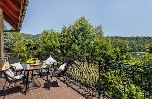 Tresna Villa | Pet-Friendly Willa z sauną Nad Jeziorem: 9/10 Guest Rated