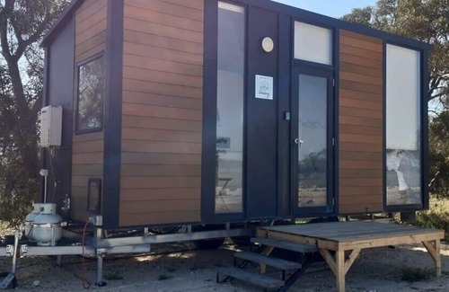 Willalooka House | Discover Willalooka Retreat: Family-Friendly Getaway