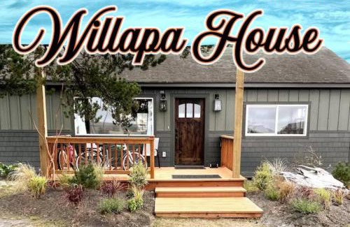 Tokeland House | Oceanfront Retreat at Willapa Bay House - Rated 9/10