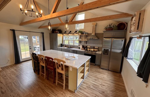 Tokeland House | Experience Oceanfront Bliss at Willapa Bay House