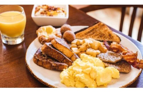 Williamsburg Hotel | Experience Elegance at Williamsburg Lodge, Autograph Collection