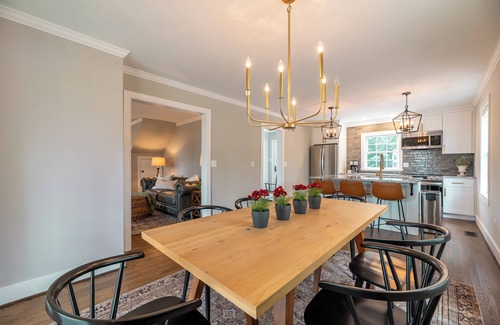 Belleview Cottage | Cozy Williamsburg Riverview Cottage with York River Access