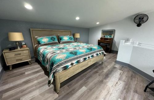Johnson City House | Pet and Child Friendly Getaway at Hacienda Amor