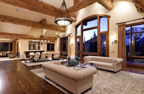 Aspen House | Experience Willoughby Way: Aspen Mountain Views & Spa Retreat