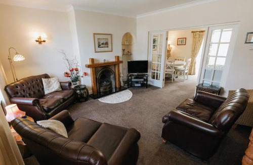 Penrhyn Bay House | Seaside Haven: Willow Cottage with Snowdonia Access