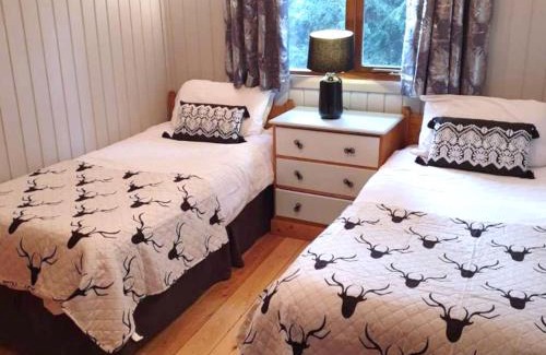 York House | Pet-Friendly Retreat at Willow Lodge with Hot Tub