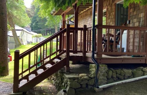 Dublin Cabin | Discover Willow Lodge: Exceptional Stay with Hot Tub