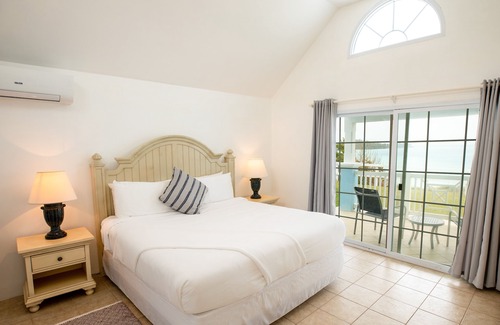Sandys Hotel | Serene Willowbank Resort with Ocean View & Family Amenities