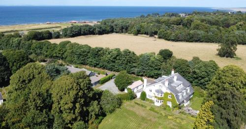 Nairn House | Willowvale: Family-Friendly Getaway with 9.7/10 Rating