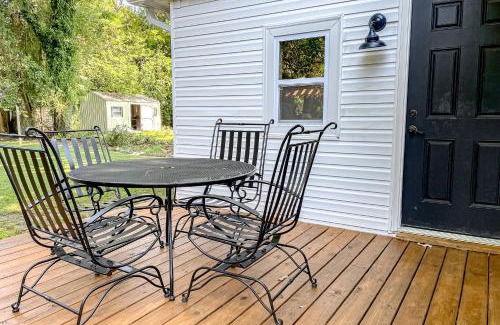 Wilmington House | Discover Wilmington: Pet and Child-Friendly Getaway