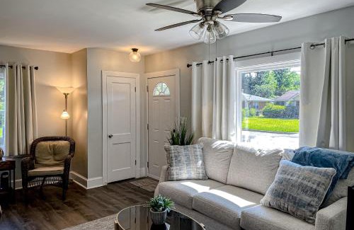 Wilmington House | Discover Wilmington: Pet and Child-Friendly Getaway
