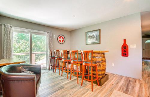 Wilmington House | Wilmington Retreat: Explore Trails, Skiing & Festivals