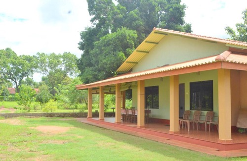 Pahala Maragahawewa House | Family-Friendly Wilpattu Dilsara Holiday Resort Awaits