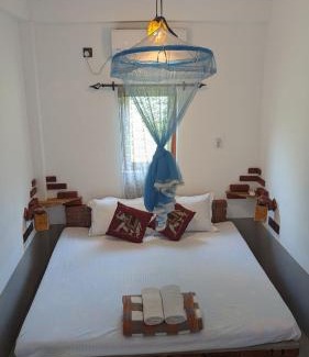 Vanathavilluwa House | Pet-Friendly Wilpattu Green Cabin with Breakfast Included