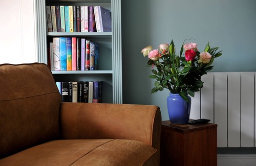Cheltenham Apartment | Guest Rated: Wilson Apartment for a Cozy Stay for Two