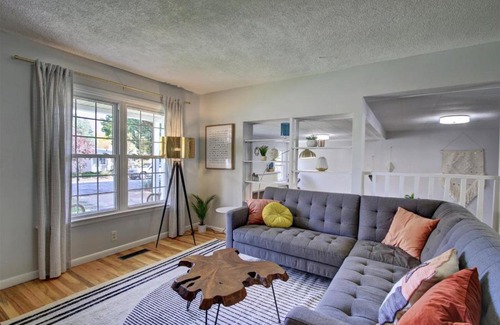 Morris Hill House | Wilson Circle: Pet and Child Friendly with Perfect Reviews